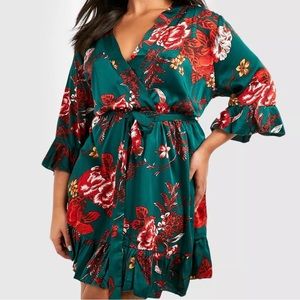 Boohoo Plus Floral Green Ruffle Wrap Dress Size 28